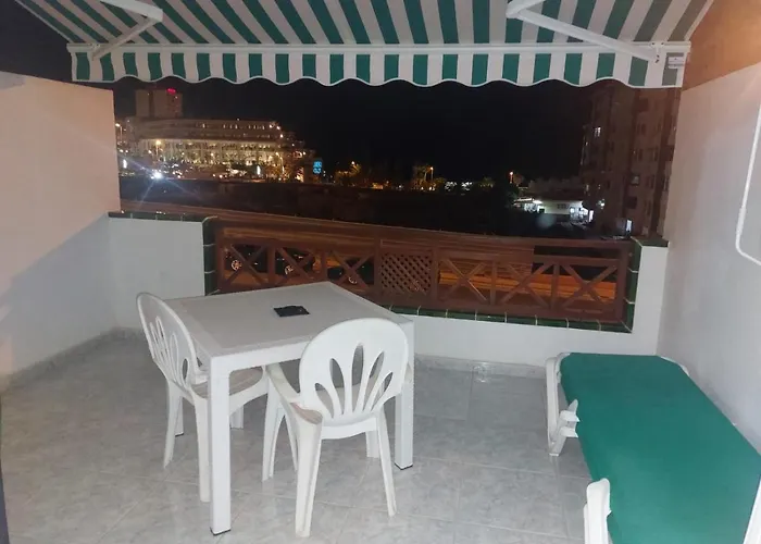 Victoria Court 2, Cristianos Guincho (Tenerife)